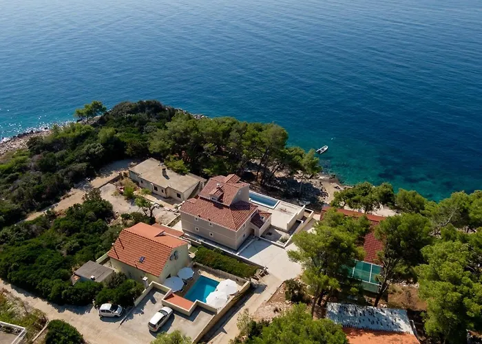 Сasa de vacaciones Seaside Family Friendly House With A Swimming Pool Brna - Vinacac, Korcula - 9266 Prizba