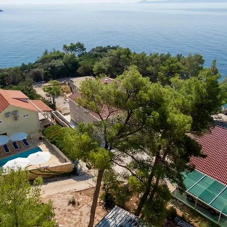 Seaside Family Friendly House With A Swimming Pool Brna - Vinacac, Korcula - 9266 *