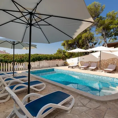 Seaside Family Friendly House With A Swimming Pool Brna - Vinacac, Korcula - 9266