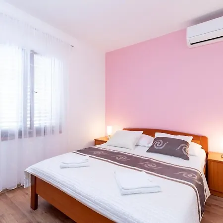 Vakantiehuis Seaside Family Friendly House With A Swimming Pool Brna - Vinacac, Korcula - 9266 Prizba