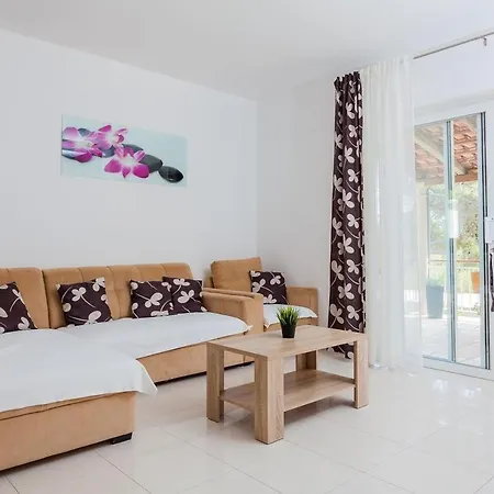 Seaside Family Friendly House With A Swimming Pool Brna - Vinacac, Korcula - 9266 *