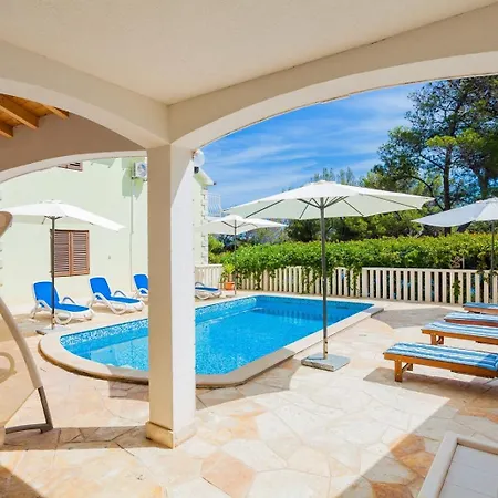 Seaside Family Friendly House With A Swimming Pool Brna - Vinacac, Korcula - 9266 Vakantiehuis